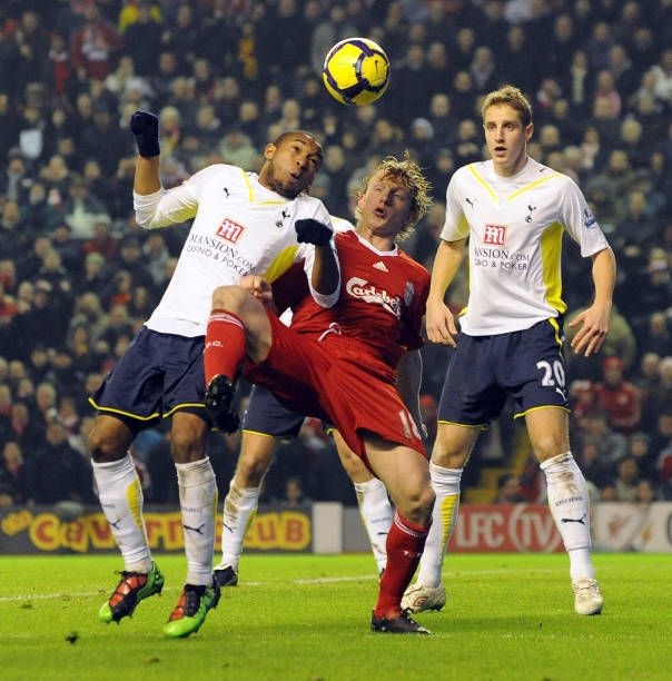 竞争激烈的 竞争激烈的